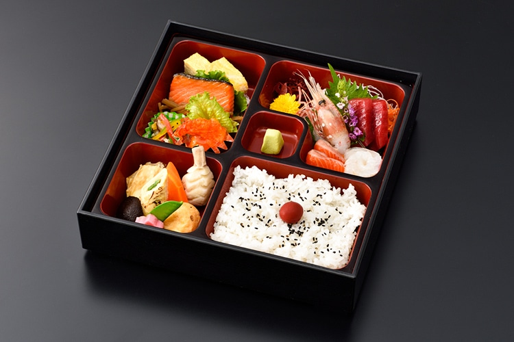 角型幕の内弁当